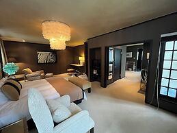 Hakuba Mountain Lodge