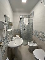 F.ROOMS NAPOLI VIA SEMENTINI