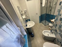 F.ROOMS NAPOLI VIA SEMENTINI