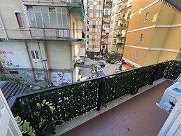 F.ROOMS NAPOLI VIA SEMENTINI