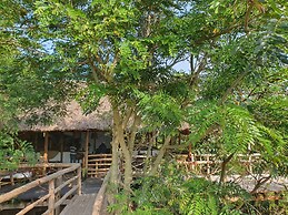 Topi Lodge