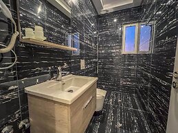 Rumani 3 Islands Hotel