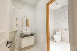 Q Hotel & Apartment Han Market Da Nang