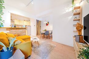 Stylish City Center Vibes Apartment