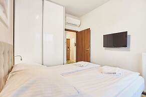 Baltic Park Molo by Baltic Home