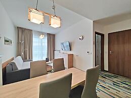 Baltic Park Molo by Baltic Home