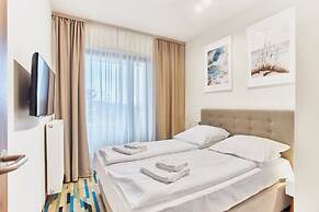 Baltic Park Molo by Baltic Home