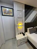 Caeser's Luxury Hotel