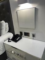 Caeser's Luxury Hotel