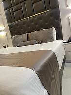 Caeser's Luxury Hotel