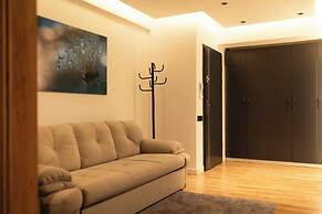 Nest Inn Azure Apartment