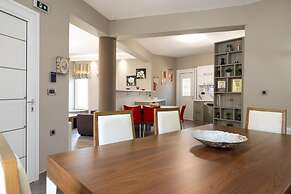 Tselepis Villa at Lakithra