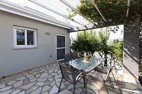 Tselepis Villa at Lakithra