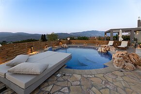 Tselepis Villa at Lakithra