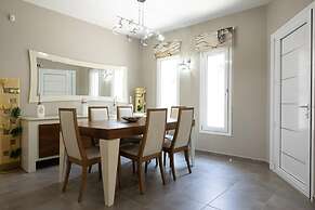 Tselepis Villa at Lakithra