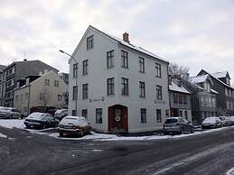 Baldursbra-Two Bedroom Apartment.