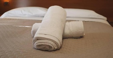 Lora Hotel