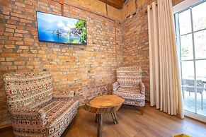 Hani i Taulant Shahinit