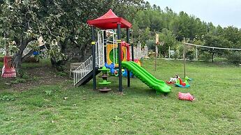 Hani i Taulant Shahinit