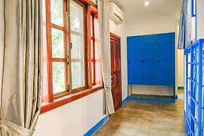 Queentown Hostel