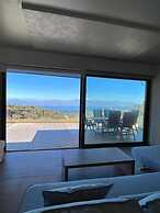 260sqm villa in Loutraki with a sea view