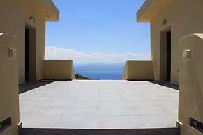 260sqm villa in Loutraki with a sea view