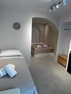 White Sand Cave Suite