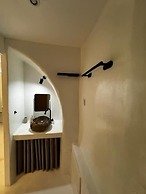 White Sand Cave Suite