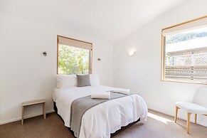 WHAKATA ON WHITBOURN