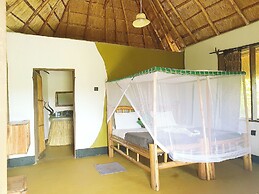 Hornbill Bush Lodge