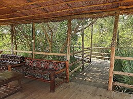 Hornbill Bush Lodge