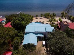 Large Oceanfront Villa With Pool Close to Village