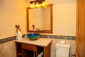 Large Oceanfront Villa With Pool Close to Village