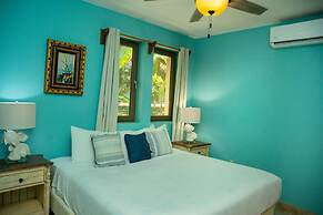 Large Oceanfront Villa With Pool Close to Village