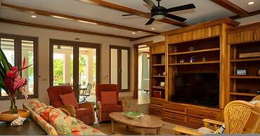 Large Oceanfront Villa With Pool Close to Village