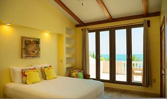 Large Oceanfront Villa With Pool Close to Village