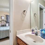 1 Mile to Pkwy Pets Hot Tub Creekside Porch