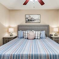 1 Mile to Pkwy Pets Hot Tub Creekside Porch