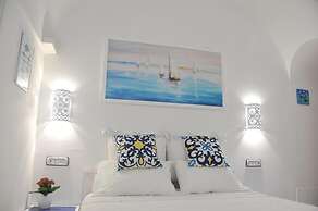 Art House in Amalfi Historical Center Near Beach