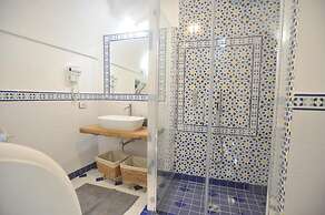 Art House in Amalfi Historical Center Near Beach