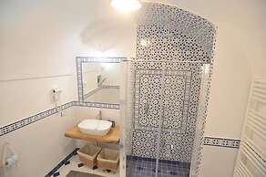 Art House in Amalfi Historical Center Near Beach