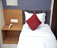 Vogue Cabin Stay Near NESCO