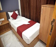 Vogue Cabin Stay Near NESCO