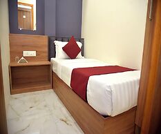 Vogue Cabin Stay Near NESCO