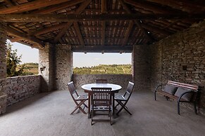 The Grape Pergola House