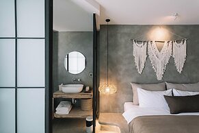 Glory Wabi Sabi Hotel