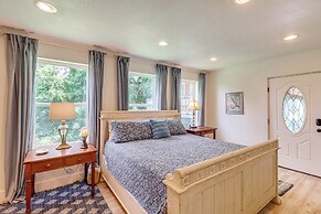 Views on 12 Acres: Ozark Mountain Cabin!