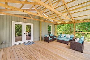 Views on 12 Acres: Ozark Mountain Cabin!