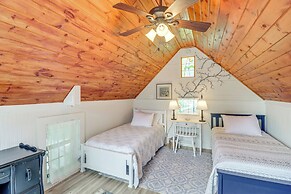 Views on 12 Acres: Ozark Mountain Cabin!