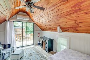 Views on 12 Acres: Ozark Mountain Cabin!